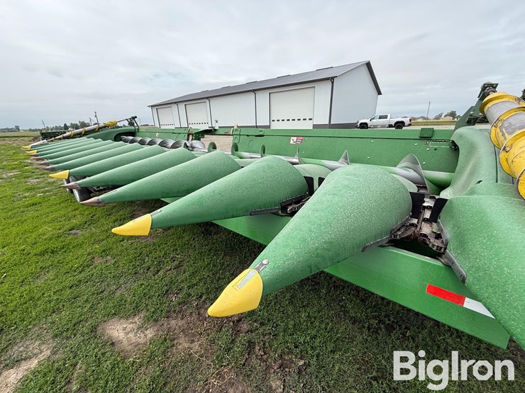 2019-john-deere-712c-image-19