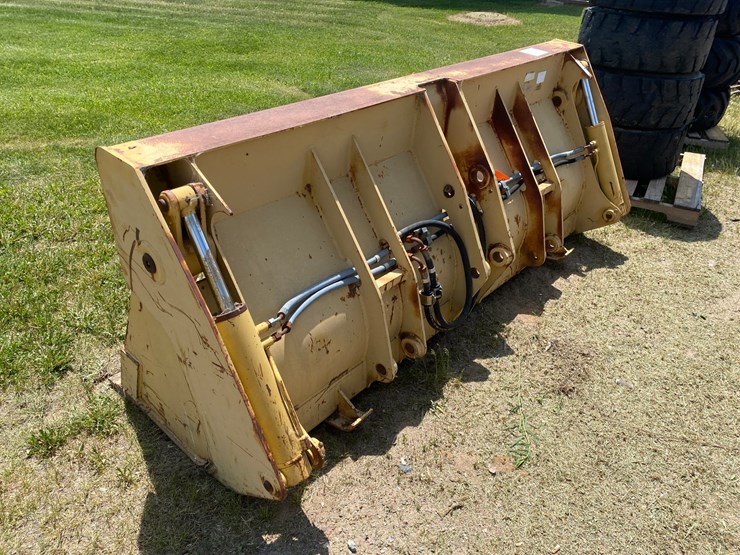 #7076-•-94"-4-in-1-loader-backhoe-bucket-(deerbrook,-wi)-image-8