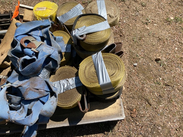 #7431-•-pallet-of-2"-ratchets-and-straps-(antigo,-wi)-image-8