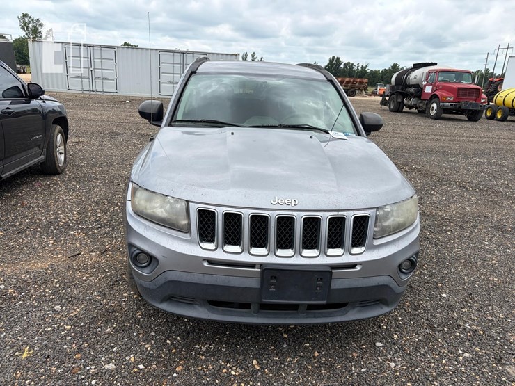 2016-jeep-compass-sport-image-7