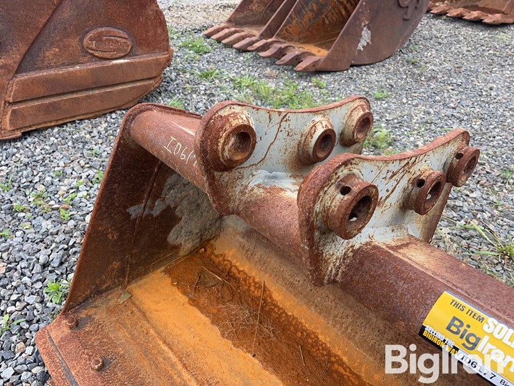 strickland-u1373-42”-excavator-cleanout-bucket-image-10