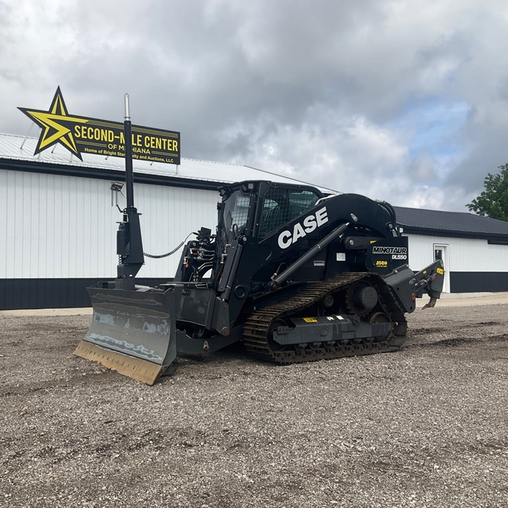 2023 CASE DL550
