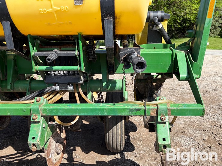 john-deere-7000-image-19