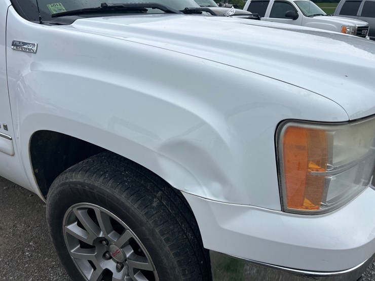 2008-gmc-sierra-1500-image-5