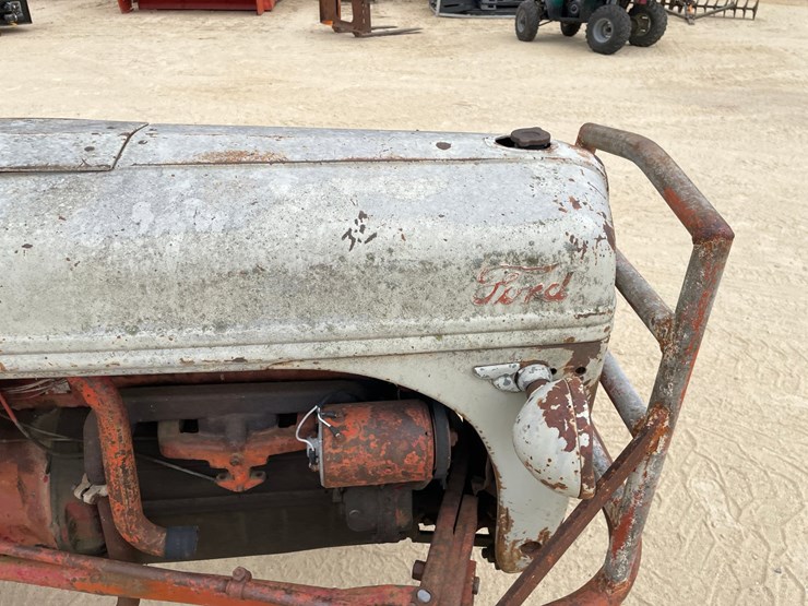 ford-8n-image-18