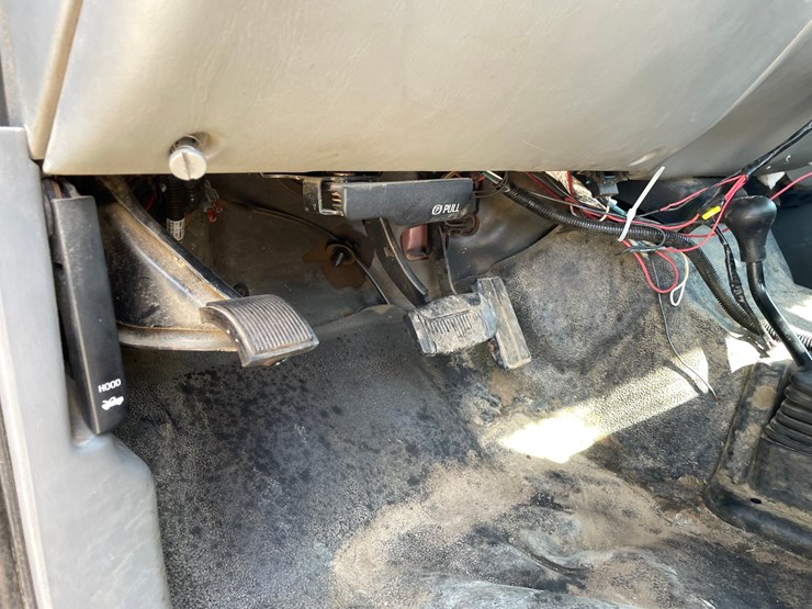 2003-ford-f550-image-47
