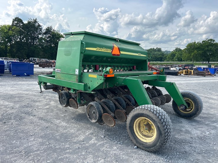 john-deere-1590-image-5