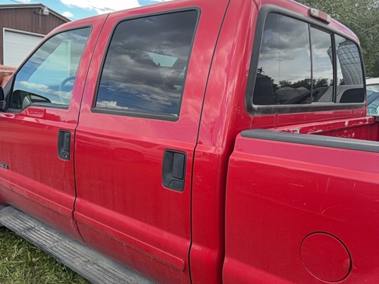 2001-ford-f350-image-35