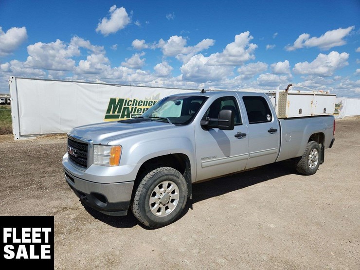 2012-gmc-sierra-3500hd-image-1