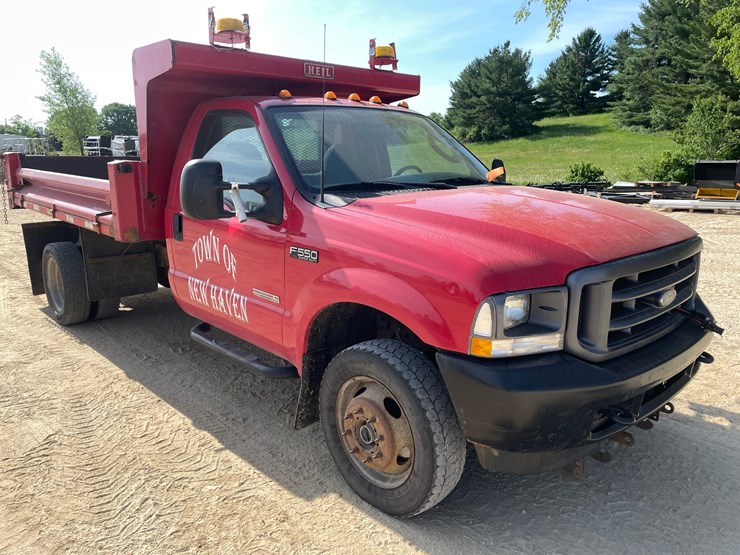 2003-ford-f550-image-3