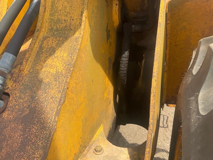 1980-john-deere-644-image-48