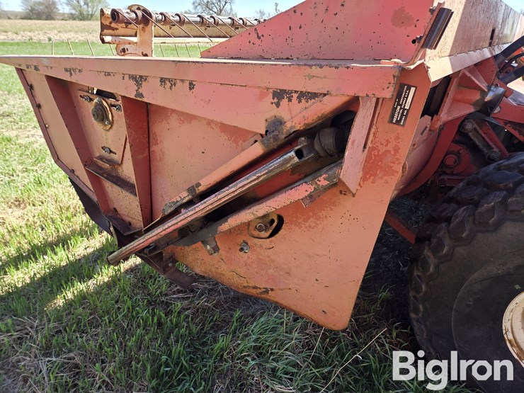 hesston-6600-image-14