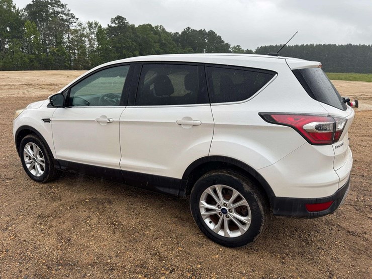 2017-ford-escape-image-4