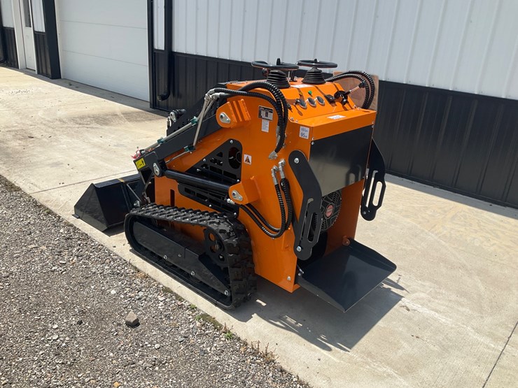 #1000-•-unused-landhero-mini-skid-steer-loader-image-3