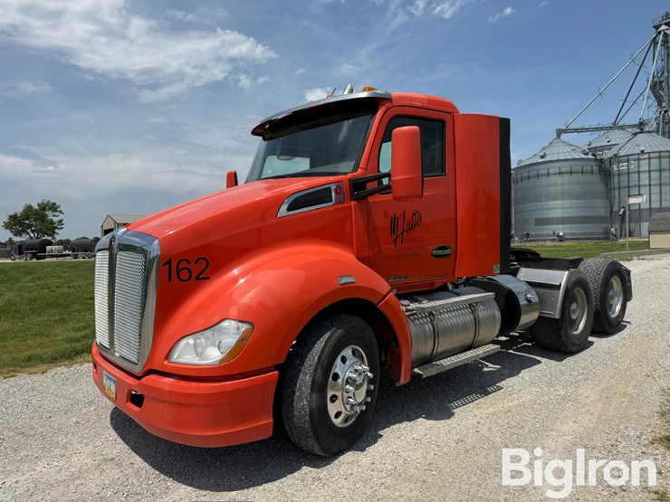 2016-kenworth-t680-image-1