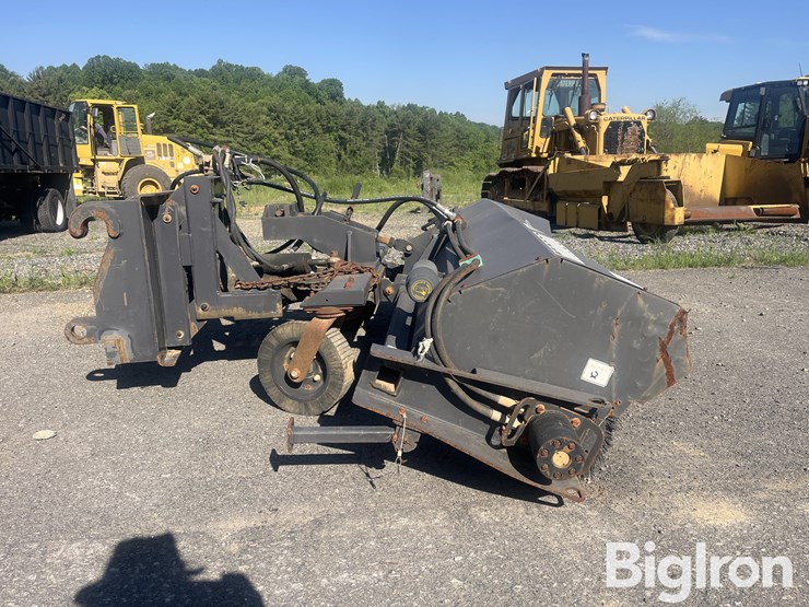sweepster-22197mh-8’-broom-attachment-image-4