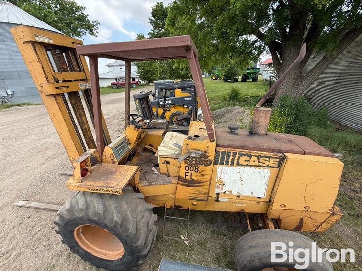 case-585d-construction-king-rough-terrain-forklift-image-8