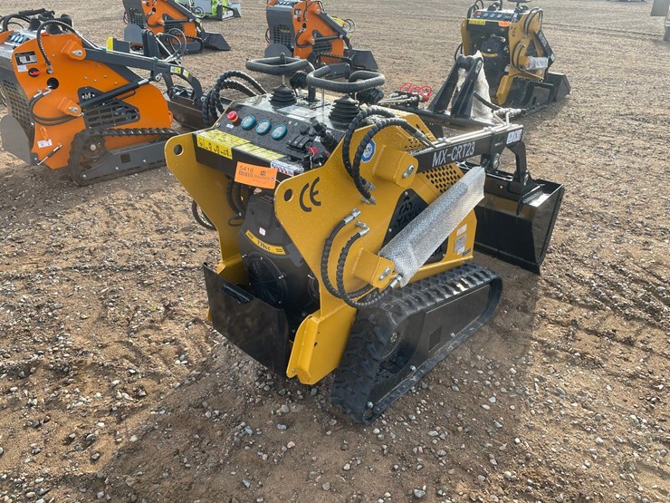 #2009-•-2026-agt-mx-crt23-compact-track-loader-image-3