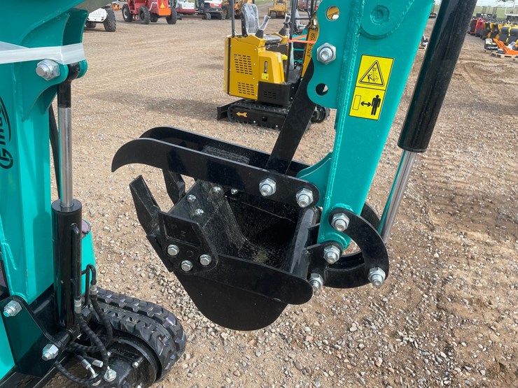 #2023-•-2026-cfg-h16r-mini-excavator-image-5