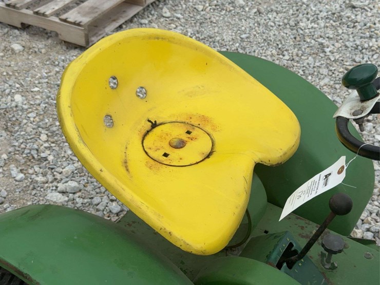 1968-john-deere-110-image-12