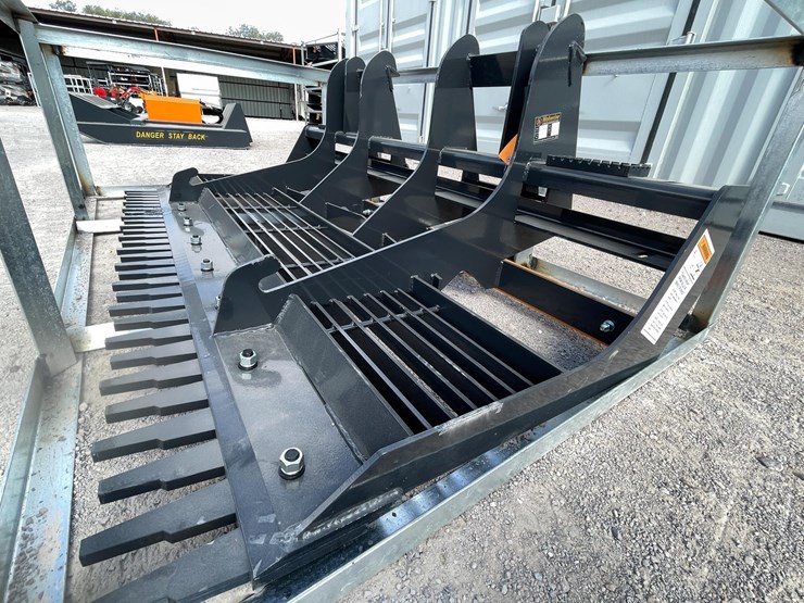 #2764-•-unused-2026-wolverine-skid-steer-land-leveler-attachment-image-2