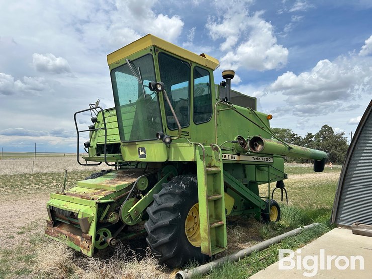 1976-john-deere-7700-image-1