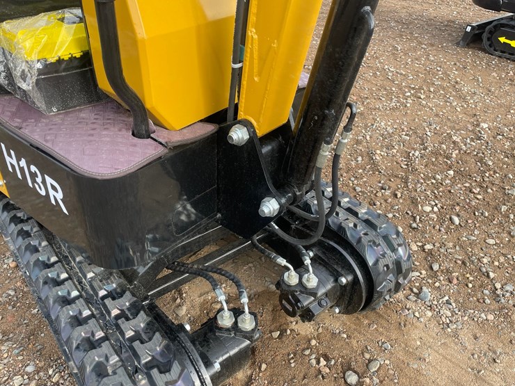 #2037-•-2026-cfg-h13r-mini-excavator-image-8