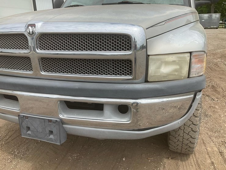 1999-dodge-2500-image-11