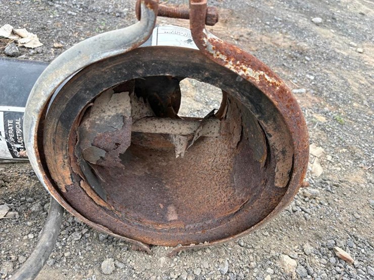 unverferth-hydraulic-unloading-auger-image-5