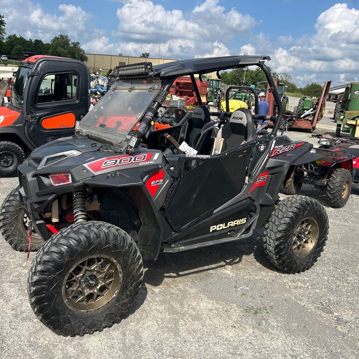 POLARIS RZR 900
