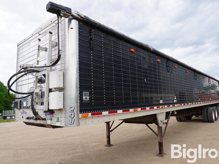 2011-wilson-dwbt-650b-tri/a-53'x96"-belt-trailer-image-1