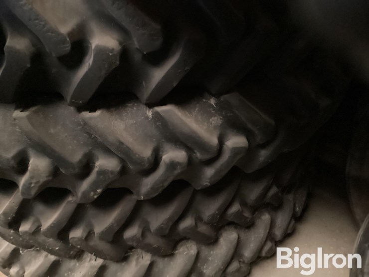 goodyear-320/90r50-sprayer-tires-&-rims-image-6