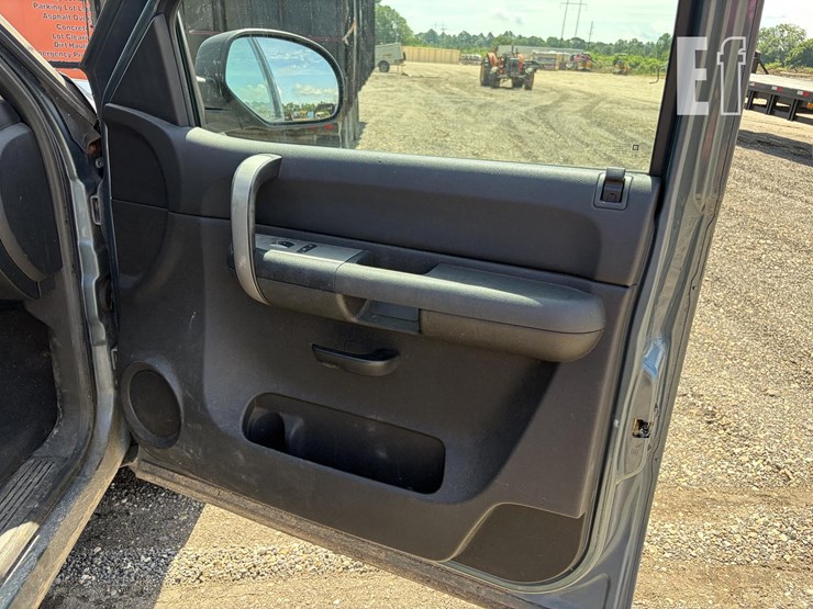 2008-chevrolet-silverado-1500-image-16
