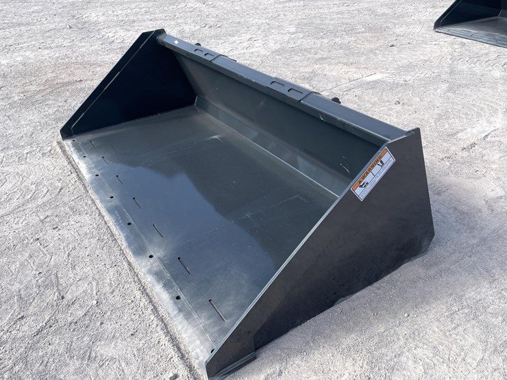 #2773-•-unused-2026-wolverine-skid-steer-track-duty-bucket-attachments-image-9