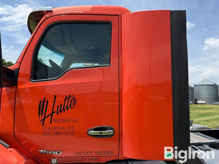 2016-kenworth-t680-image-9