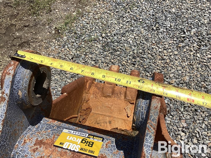 strickland-bt13w-cx130-24"-excavator-bucket-image-14