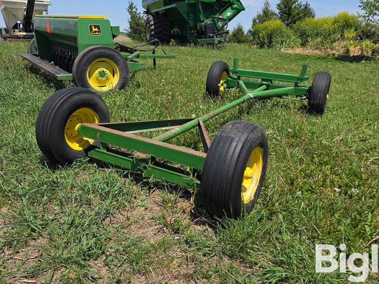 john-deere-running-gear-trailer-image-5
