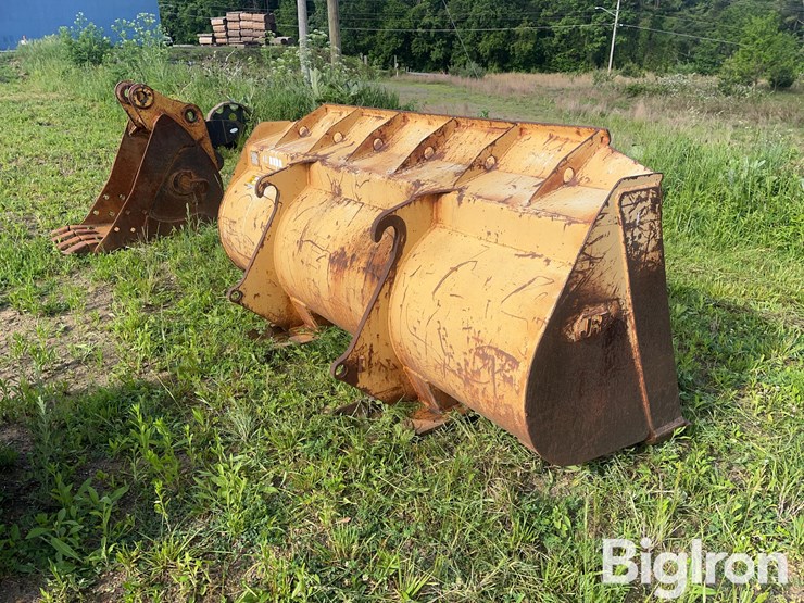 jrb-410e-2.0-yard-bucket-image-5