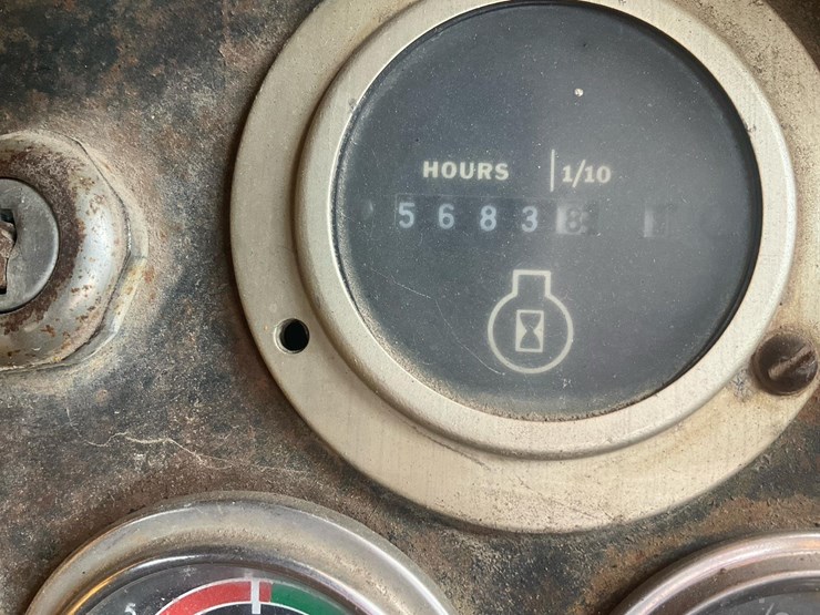 1980-john-deere-644-image-54