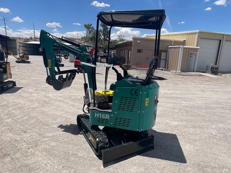 #2656-•-unused-cfg-mini-excavator-image-8