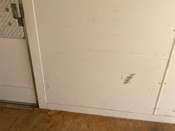 #412-•-2012-middlebury-16'-enclosed-trailer-(has-wi-title)-image-68