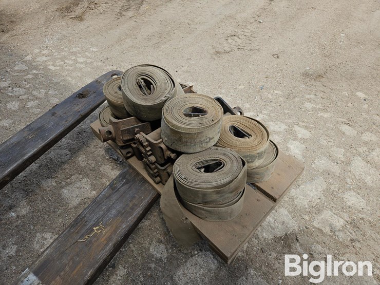 trailer-tie-down-straps-w/winches-image-4