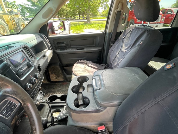 2015-dodge-ram-2500-image-16