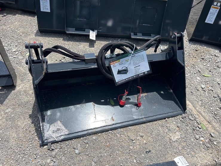 #113-•-mini-skid-steer-4-in-1-bucket-image-1