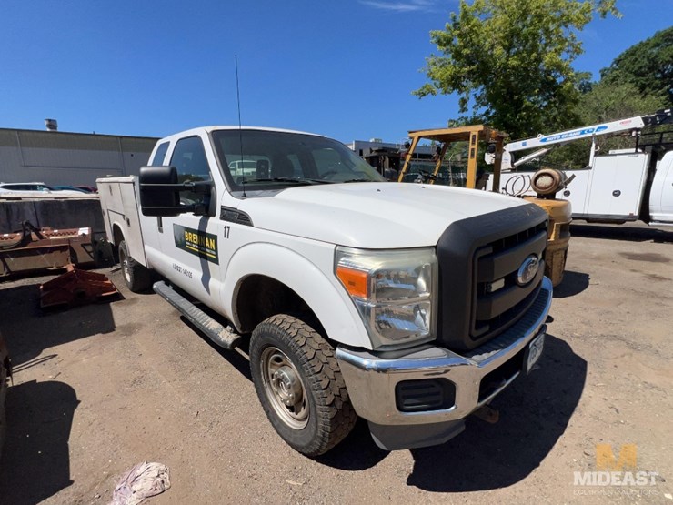 2011-ford-f350-image-6