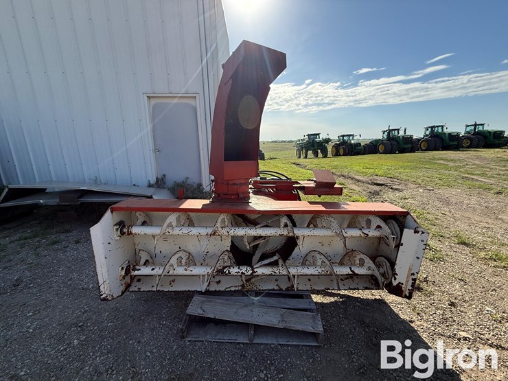 mckee-bros,-limited-750-3-pt-2-stage-snow-blower-image-2