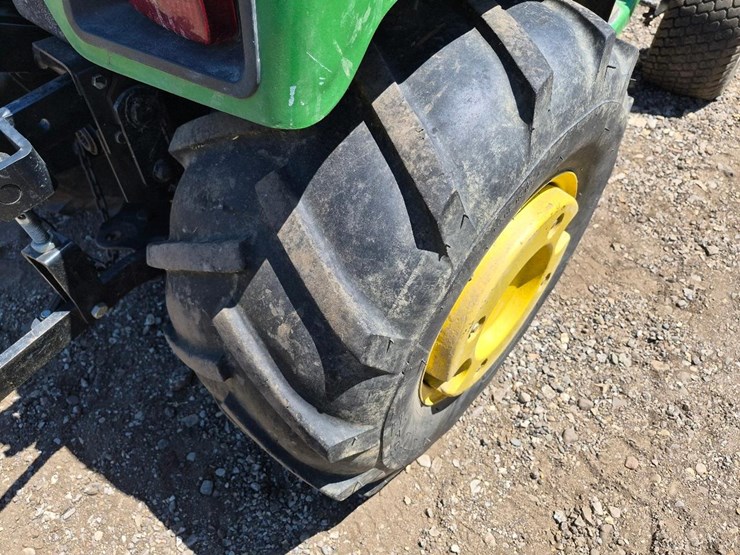 john-deere-420-image-19