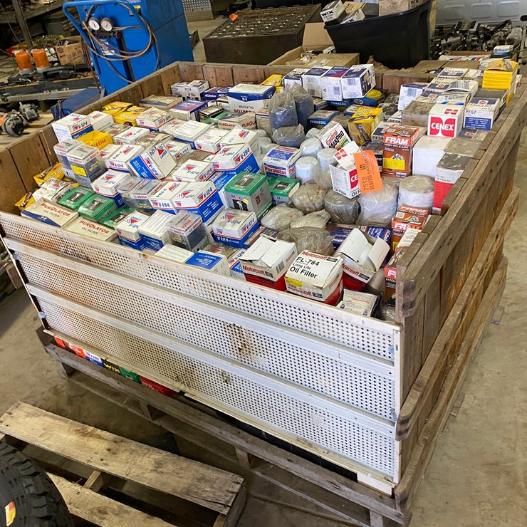 #7518 • Large Crate of Oil Filters (Antigo, WI)