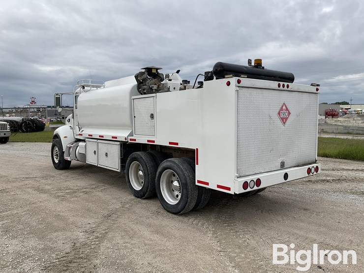 2008-peterbilt-340-image-7