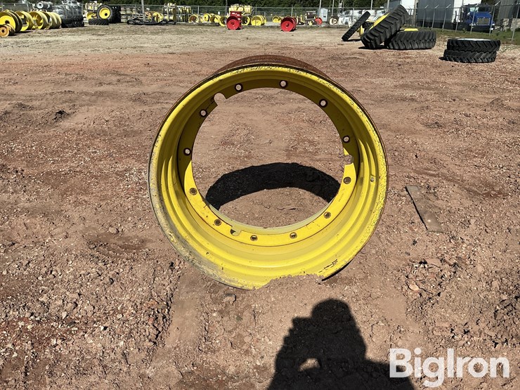 john-deere-25-image-6